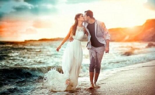 women and men who fall in love with an enlarged penis